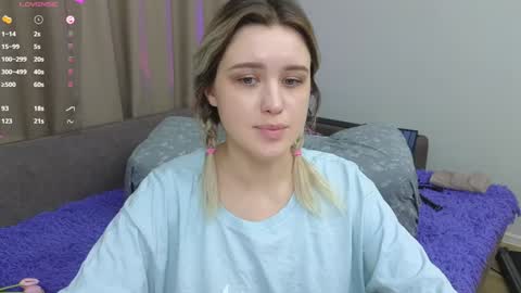 Dusya online show from December 15, 2024, 8:36 pm