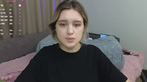 Dusya online show from December 25, 2024, 3:49 pm