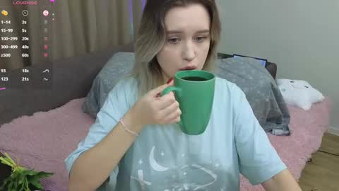 Dusya online show from February 26, 2025, 3:08 pm