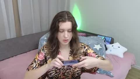 Dusya online show from March 30, 2026, 1:01 pm