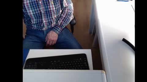 dutchpornking2 online show from December 27, 2024, 1:50 pm