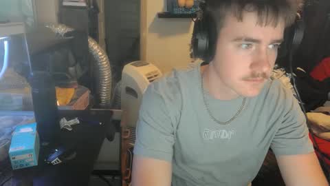 Devan D online show from September 17, 2025, 2:02 am