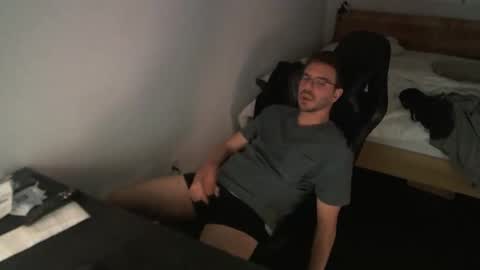 dvdchatur online show from November 14, 2025, 6:50 pm