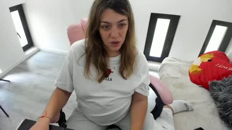 Snapshot of dyanakaylin chatting on May 21, 2026, 5:25 am dayana online show from May 21, 2026, 5:25 am