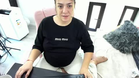 Snapshot of dyanakaylin chatting on May 26, 2026, 4:41 am dayana online show from May 26, 2026, 4:41 am