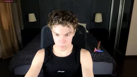 Snapshot of dylan__wilson chatting on September 12, 2025, 10:26 am Dylan online show from September 12, 2025, 10:26 am