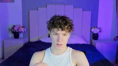 Snapshot of dylan__wilson chatting on September 18, 2025, 3:58 pm Dylan online show from September 18, 2025, 3:58 pm