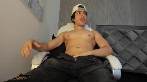 Dylan online show from September 28, 2025, 12:10 pm