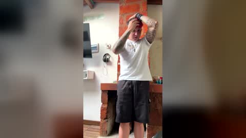 Snapshot of dylan_west21 chatting on March 19, 2026, 8:35 pm dylan_west21 online show from March 19, 2026, 8:35 pm