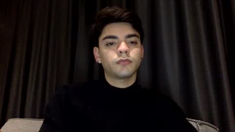 D Y L A N online show from December 4, 2024, 9:46 pm