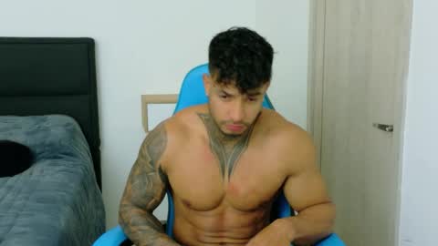 Snapshot of dylanrivera_ chatting on June 10, 2026, 1:39 am Dylan Rivera online show from June 10, 2026, 1:39 am