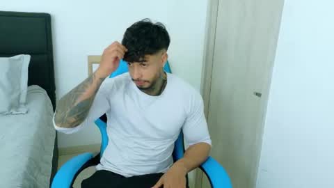 Snapshot of dylanrivera_ chatting on July 19, 2026, 12:14 am Dylan Rivera online show from July 19, 2026, 12:14 am