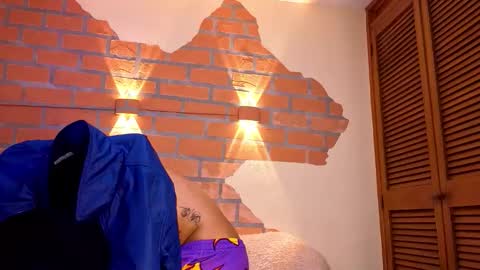 D Y L A N online show from February 1, 2026, 2:21 am