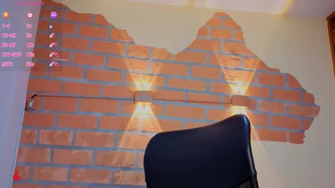 D Y L A N online show from March 29, 2026, 2:33 am