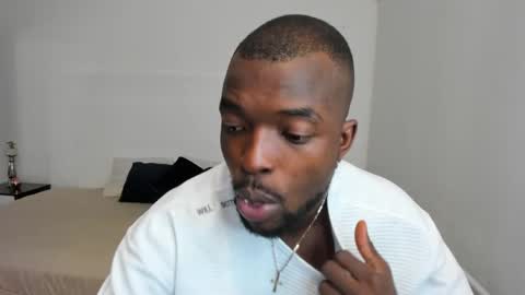 Dylan Taylor online show from March 12, 2025, 3:02 am