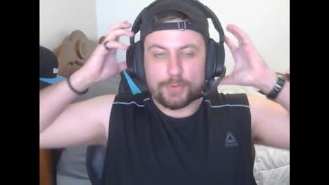 Snapshot of dylboi47 chatting on October 13, 2025, 8:20 pm dylboi47 online show from October 13, 2025, 8:20 pm