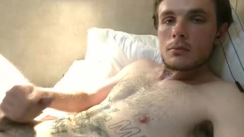 dylp400 online show from February 19, 2025, 6:54 pm