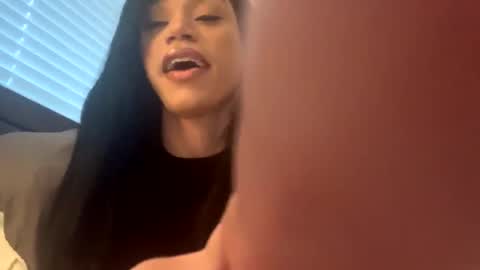 Snapshot of dynasty313 chatting on January 31, 2025, 7:08 pm Dynasty online show from January 31, 2025, 7:08 pm