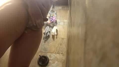 dzone2069 online show from November 14, 2025, 8:07 pm