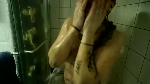 Snapshot of eandj8786 chatting on January 7, 2025, 6:27 am Kryztal Klear Jaxx online show from January 7, 2025, 6:27 am