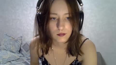 Molly online show from October 20, 2025, 2:17 pm