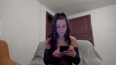 Snapshot of easyacee chatting on September 15, 2025, 3:01 pm easyacee online show from September 15, 2025, 3:01 pm