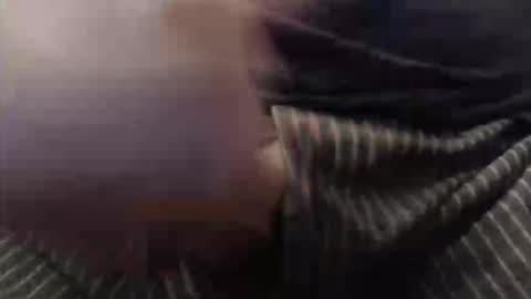 eat_a_peach2 online show from October 28, 2025, 1:20 am