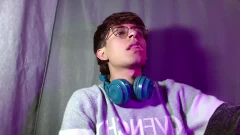 eather_luxury online show from January 26, 2025, 12:58 am