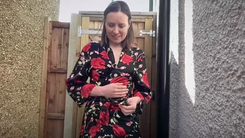 Nadia Ferreira  online show from March 5, 2025, 1:06 pm