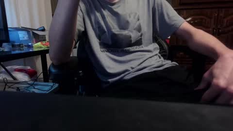 eazyduzit24 online show from April 13, 2026, 6:08 am