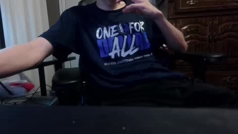 eazyduzit24 online show from April 14, 2026, 7:14 am