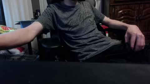 eazyduzit24 online show from April 16, 2026, 7:31 am