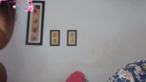 Laraand Drake online show from December 3, 2024, 4:47 am