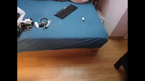 shy yoong cross online show from January 6, 2026, 1:09 am