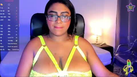 Snapshot of ebony__queen2 chatting on June 18, 2026, 8:57 pm ebony__queen2 online show from June 18, 2026, 8:57 pm