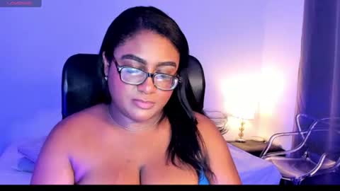 Snapshot of ebony__queen2 chatting on July 7, 2026, 8:24 pm ebony__queen2 online show from July 7, 2026, 8:24 pm