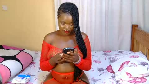 Snapshot of ebony_bunnny chatting on July 7, 2026, 8:02 pm Bunny online show from July 7, 2026, 8:02 pm