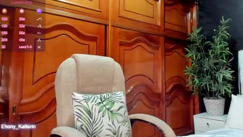 ebony_katterin online show from November 20, 2025, 11:10 am