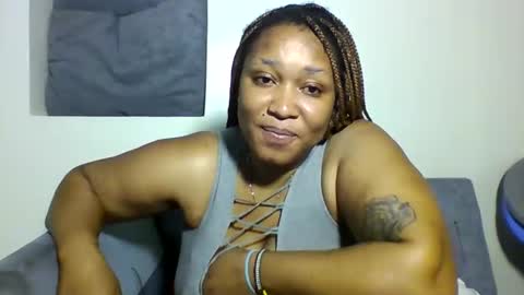 ebony_lattar online show from September 23, 2025, 3:53 am