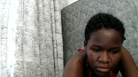 Snapshot of ebony_lynne chatting on June 30, 2026, 1:01 pm ebony_lynne online show from June 30, 2026, 1:01 pm