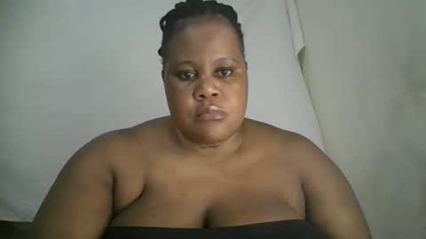 ebony_magixs online show from April 3, 2026, 7:23 pm