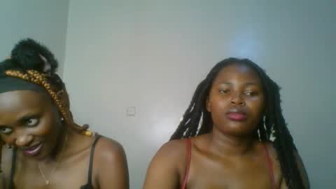 ebony_meeky online show from September 18, 2025, 5:59 pm