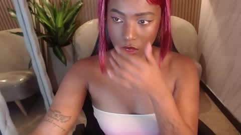 ebony_rose_tf online show from October 14, 2025, 7:47 pm