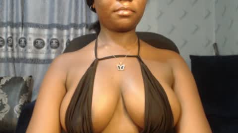 Racheal online show from December 17, 2024, 7:04 pm