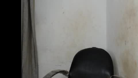 Snapshot of ebony_slimgirl2 chatting on October 18, 2025, 5:57 pm Ebony-slimgirl2 online show from October 18, 2025, 5:57 pm