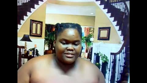 ebonyhotbuns4u2luv online show from February 14, 2025, 7:07 am