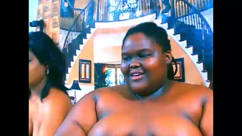 ebonyhotbuns4u2luv online show from January 11, 2026, 10:31 am