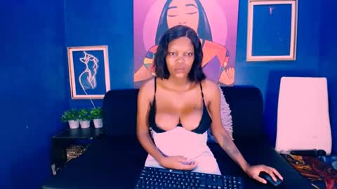 Snapshot of ebonykinkx chatting on February 20, 2025, 4:39 am Call me MeL online show from February 20, 2025, 4:39 am