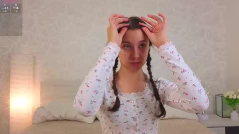 Milly online show from October 10, 2025, 3:05 am