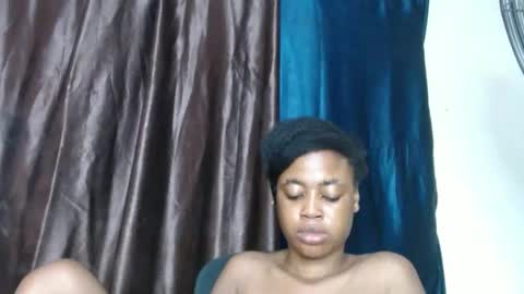 Snapshot of ebonypussy_xx chatting on October 15, 2025, 11:43 am ebonypussy_xx online show from October 15, 2025, 11:43 am